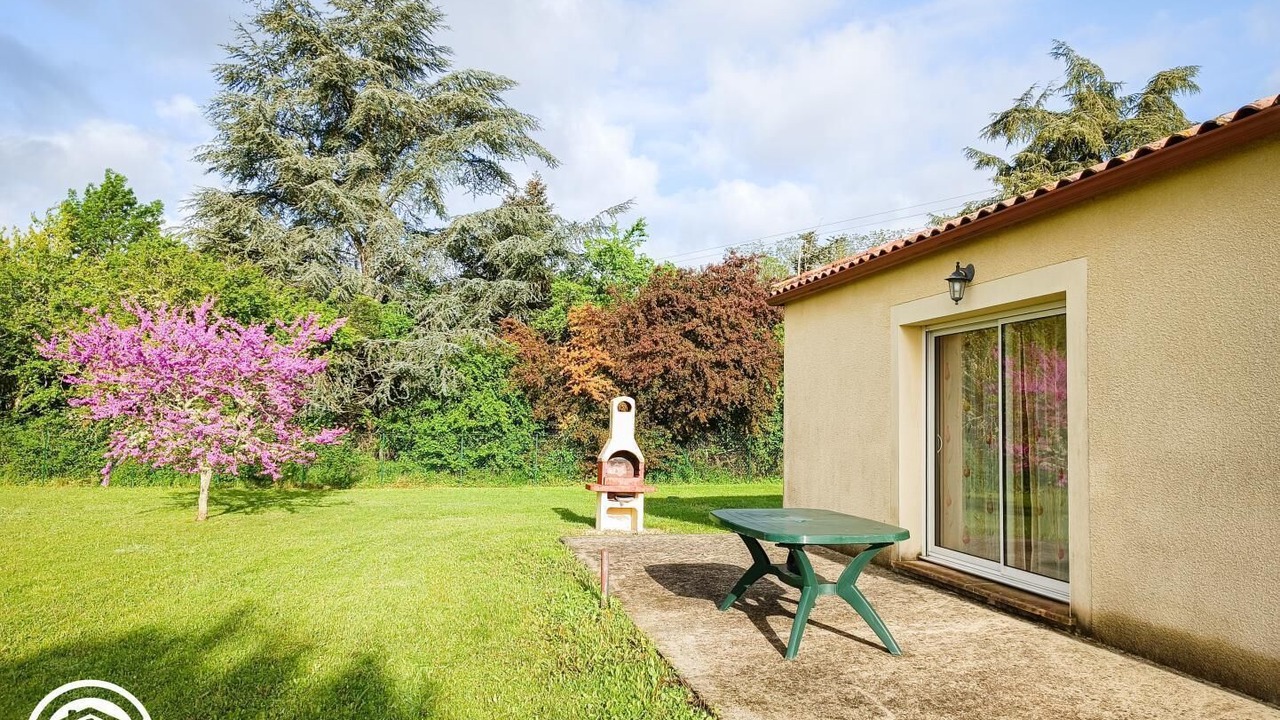 Photo of Outdoor in Sauzet