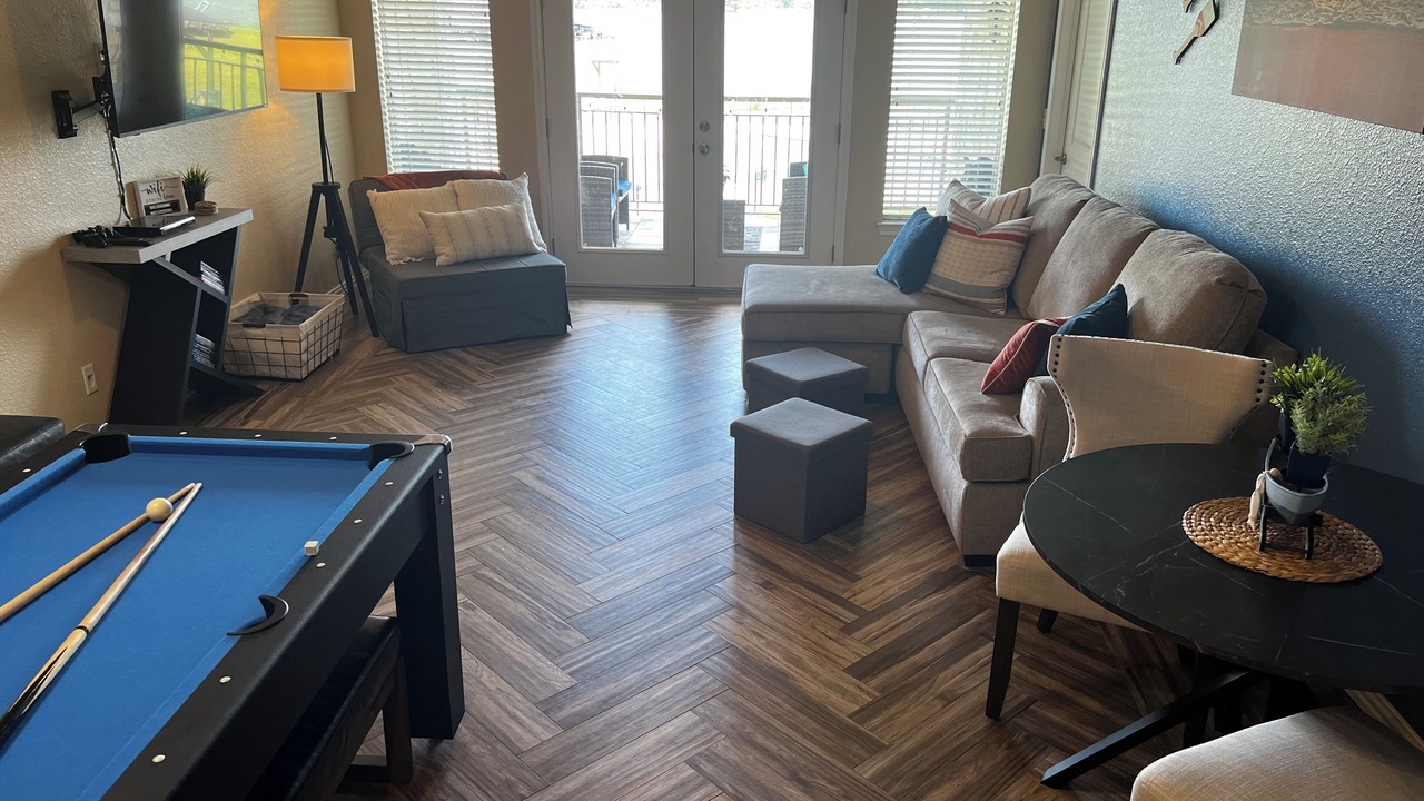 Photo of Livingroom in Eureka