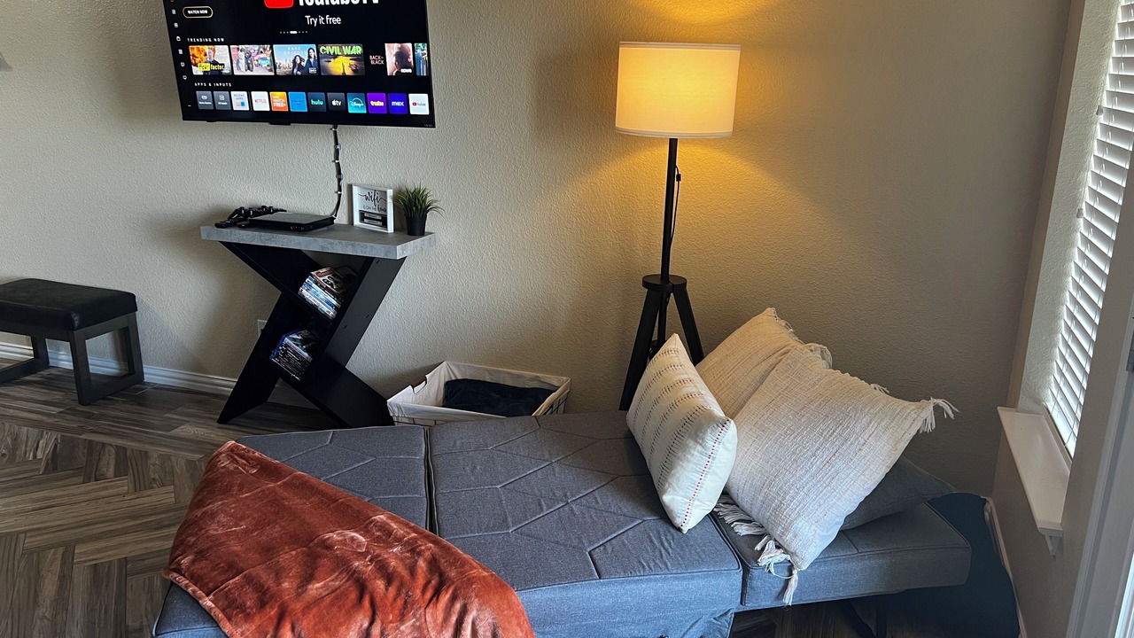 Photo of Livingroom in Eureka