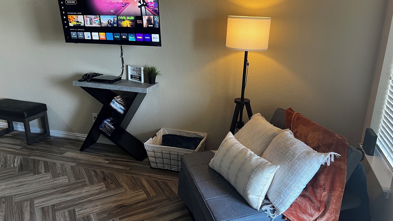 Photo of Livingroom in Eureka