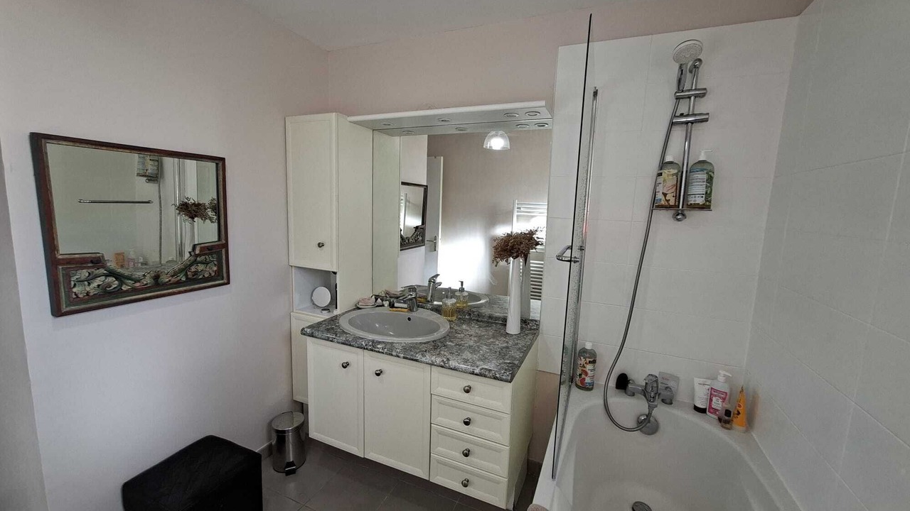 Photo of Bathroom in Lannion