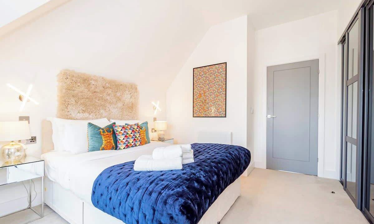 Photo of Bedroom in South Acton