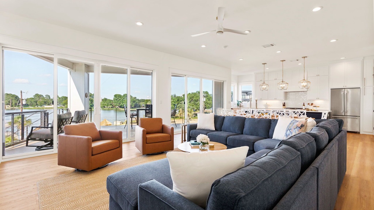 Photo of Livingroom in Granite Shoals