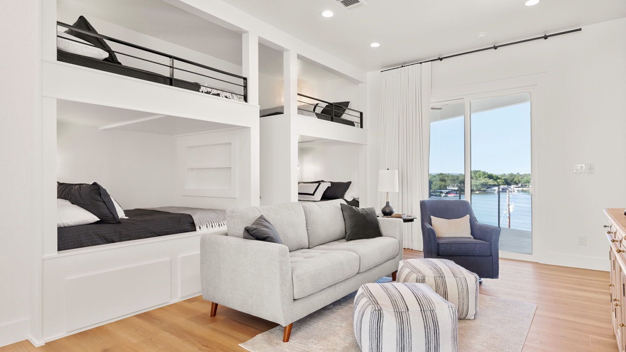 Photo of Bedroom in Granite Shoals