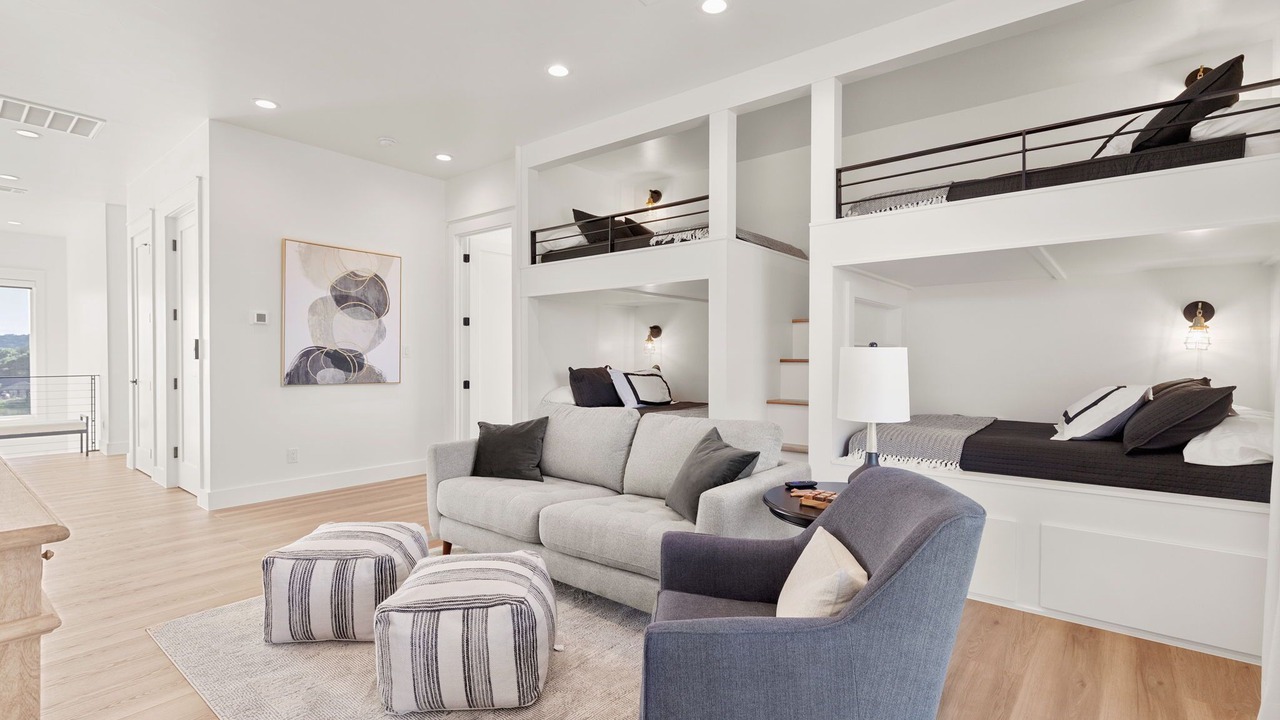 Photo of Bedroom in Granite Shoals