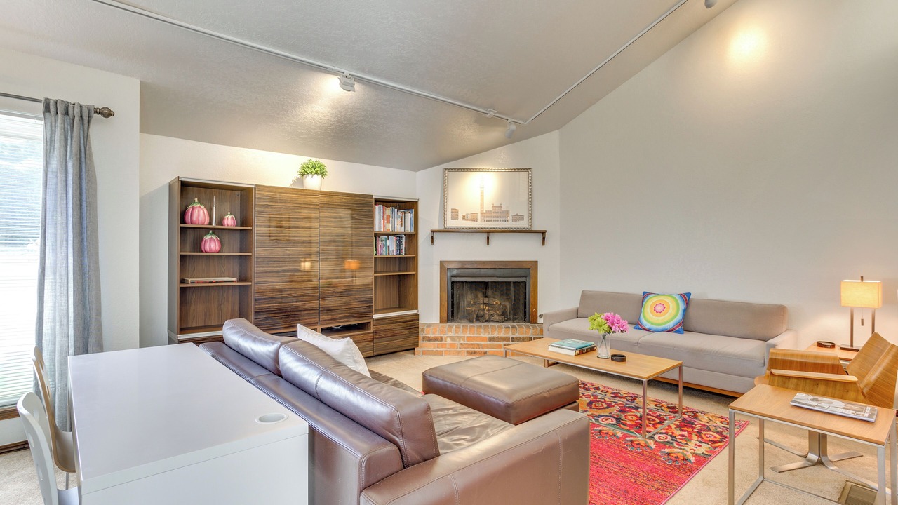 Photo of Livingroom in Edmond
