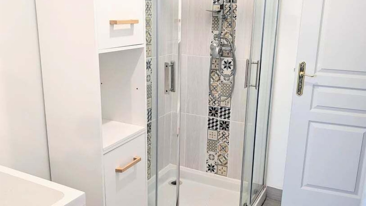 Photo of Bathroom in Chedigny