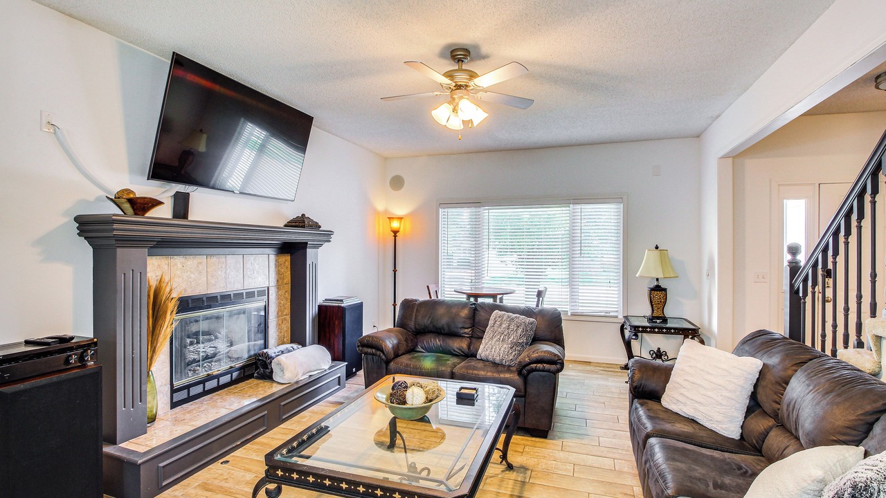 Photo of Livingroom in Olathe