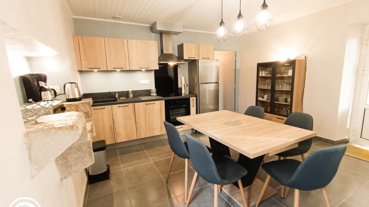 Photo of Kitchen in Saint-Vincent-Rive-d'Olt