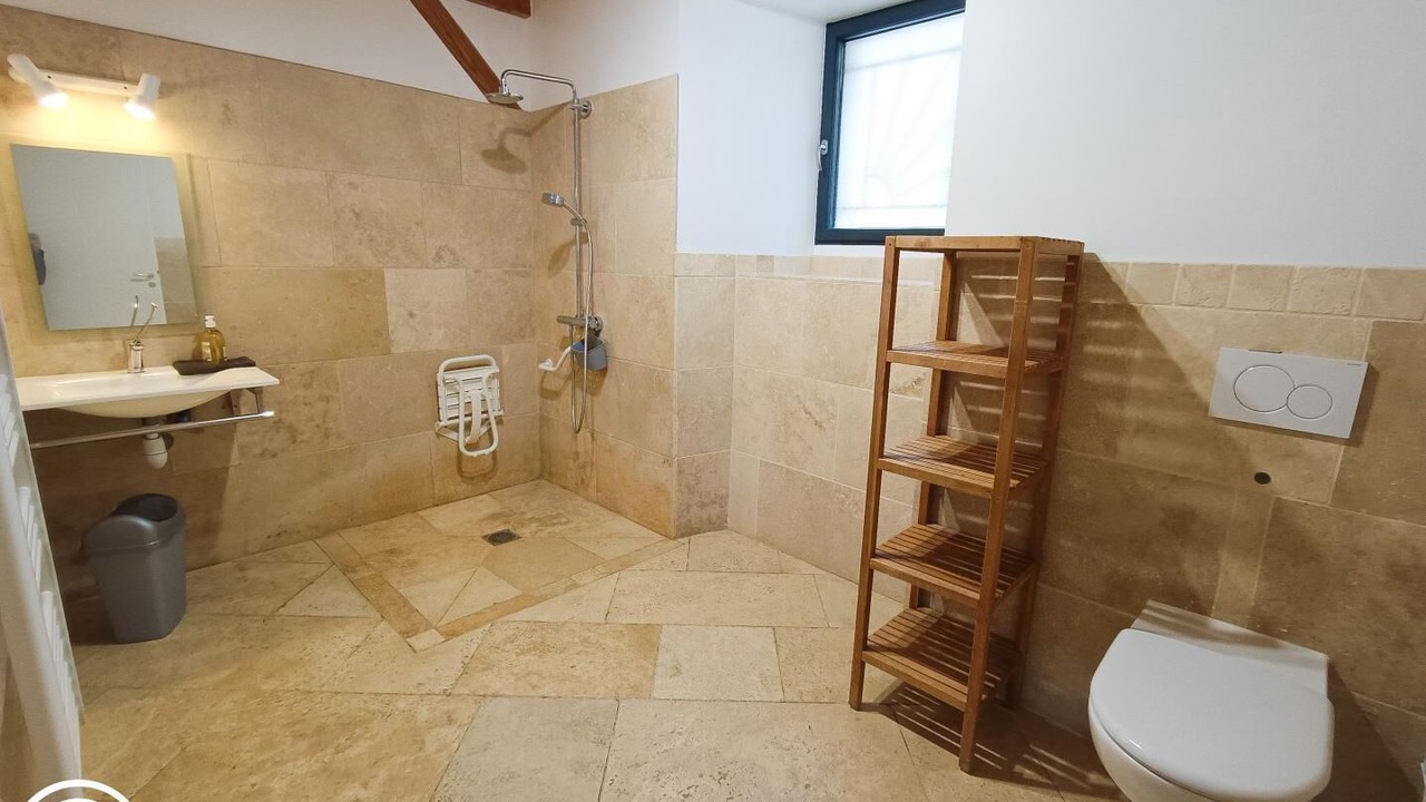 Photo of Bathroom in Sainte-Alauzie