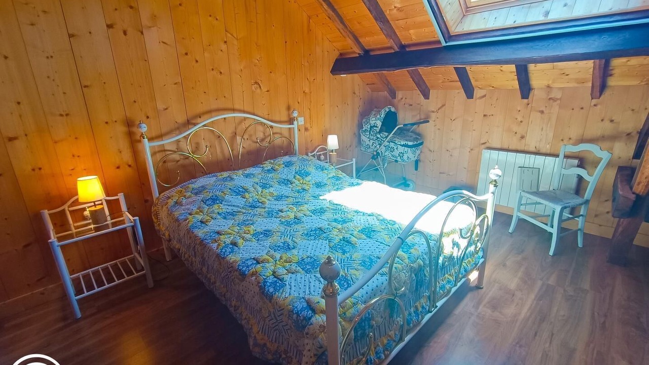 Photo of Bedroom in Aynac