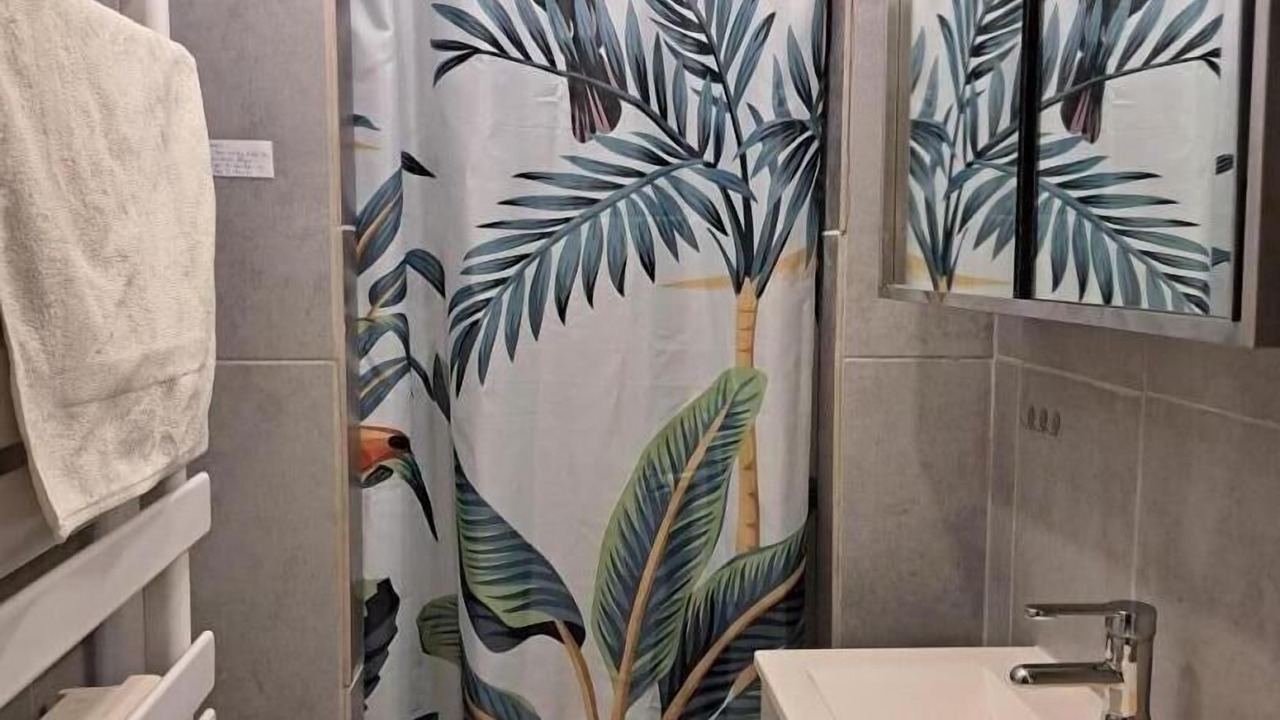 Photo of Bathroom in Pern