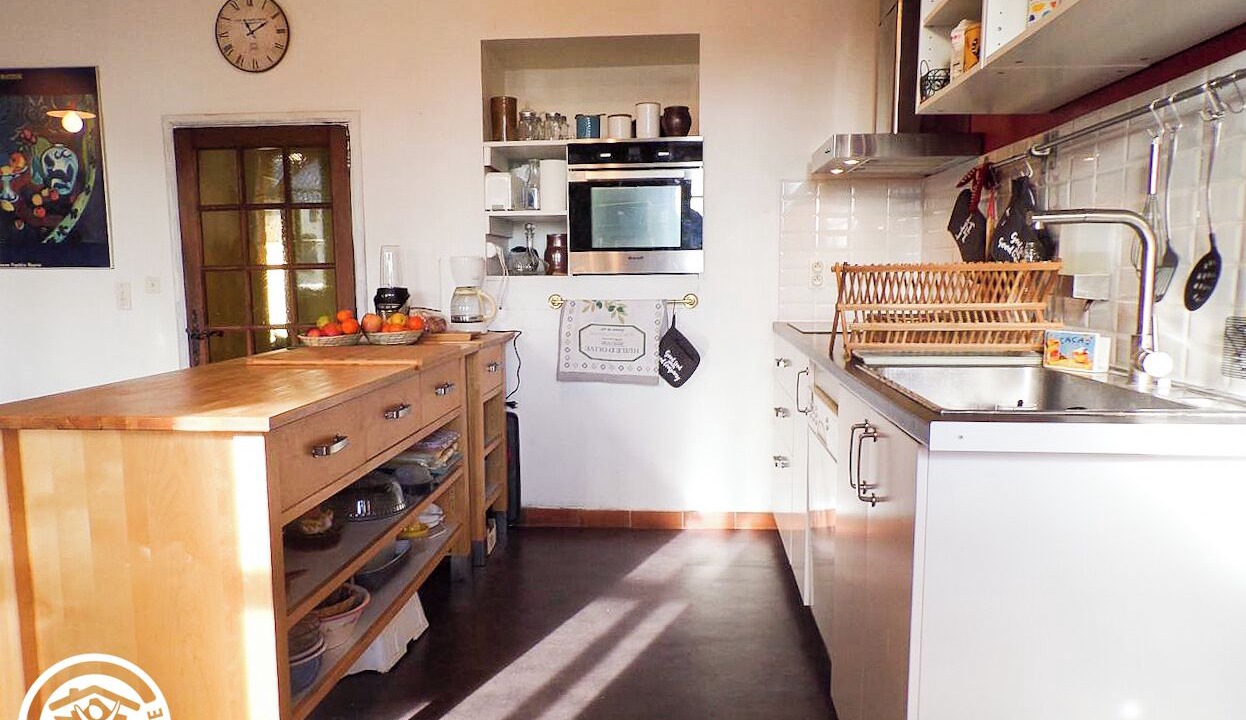Photo of Kitchen in Pern
