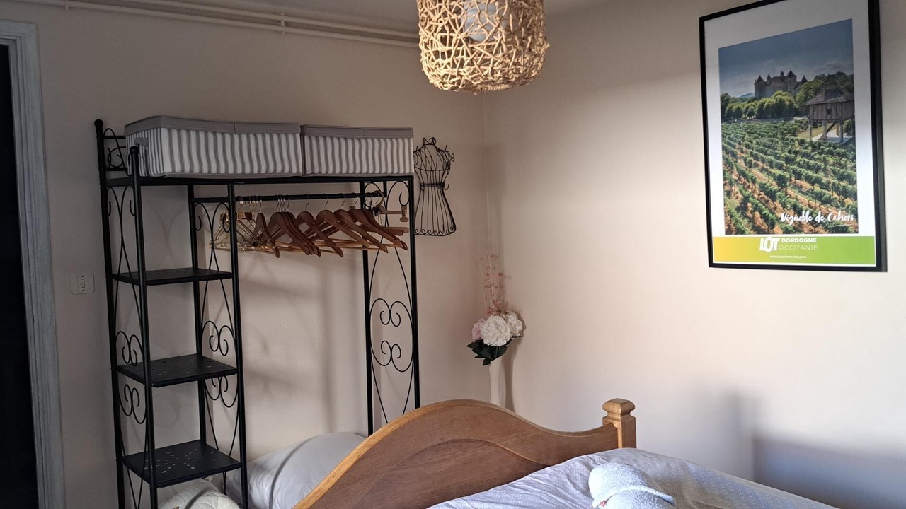 Photo of Bedroom in Pern