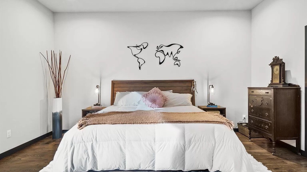 Photo of Bedroom in Broken Arrow