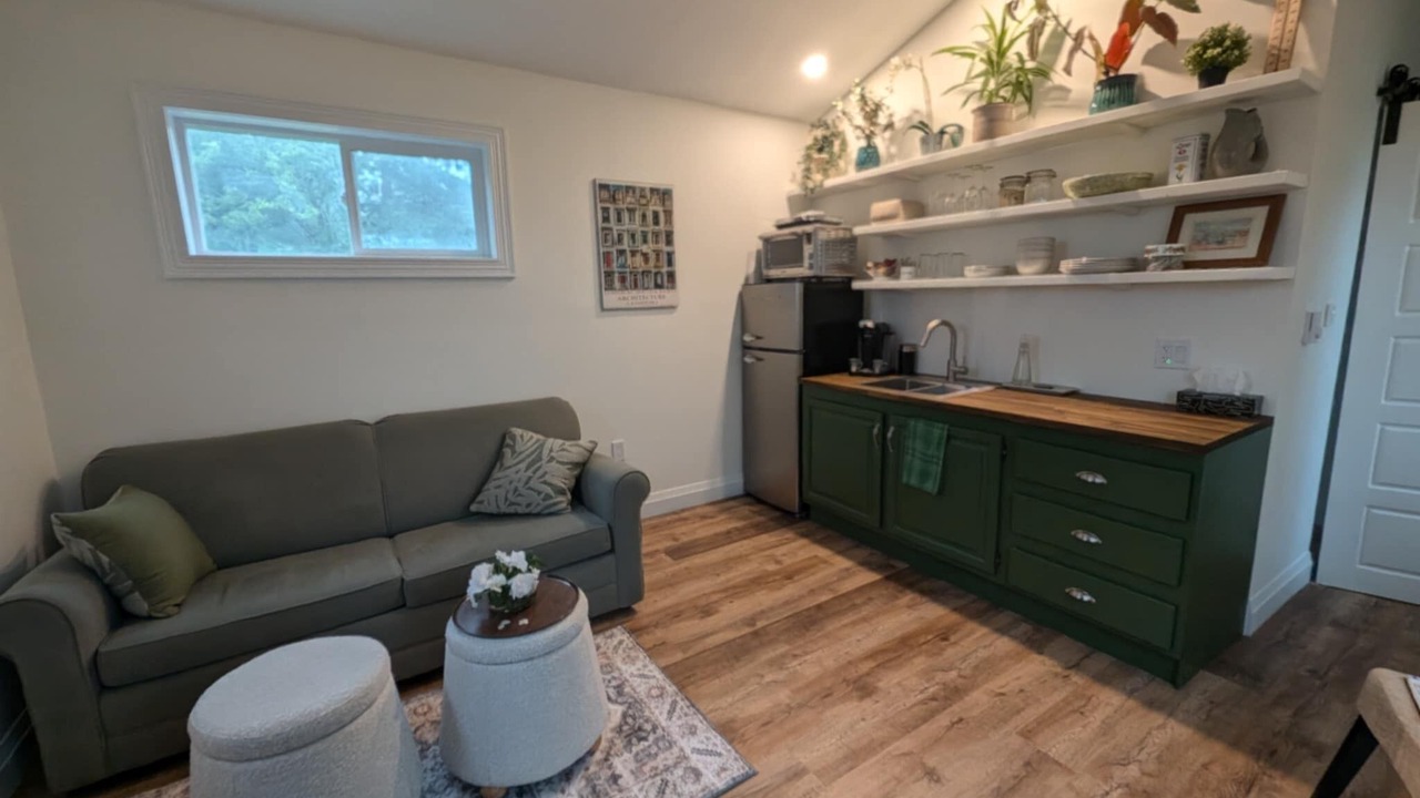 Photo of Livingroom in Garden Lots