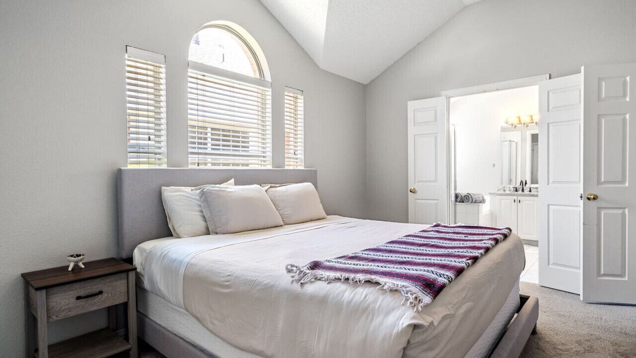 Photo of Bedroom in Highland Village