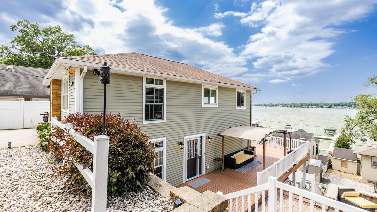 Photo of Outdoor in Cedar Lake
