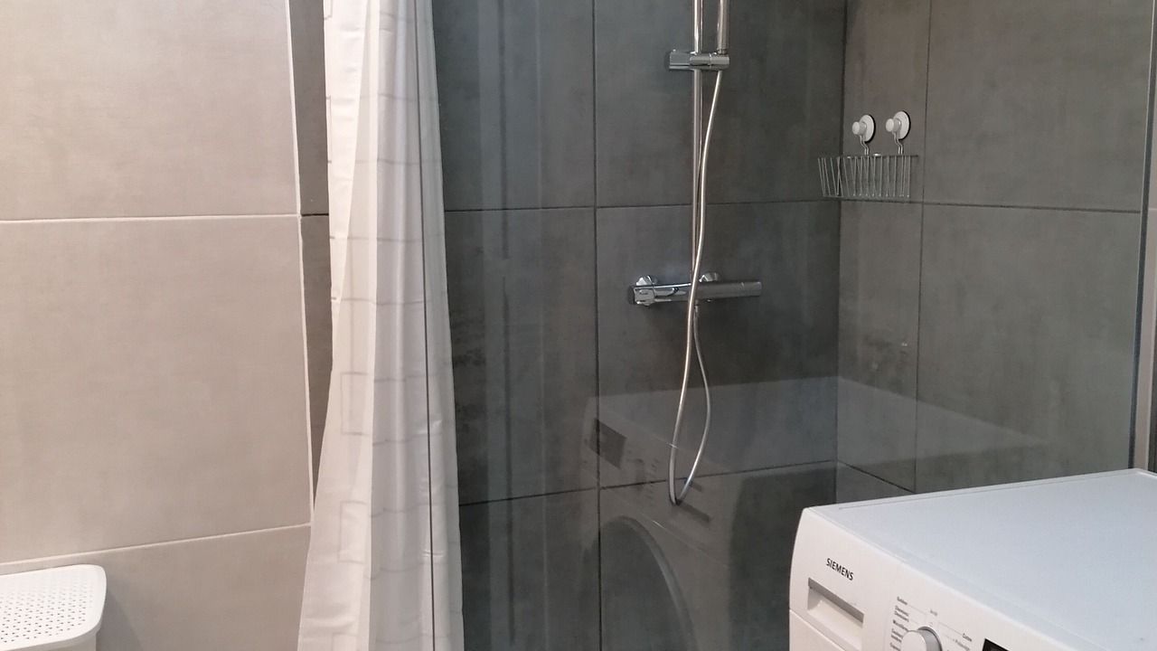 Photo of Bathroom in Locmaria-Plouzane