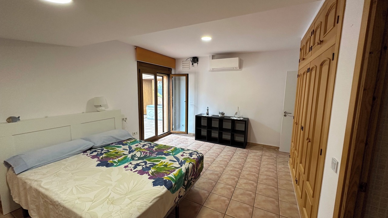 Photo of Bedroom in Pals