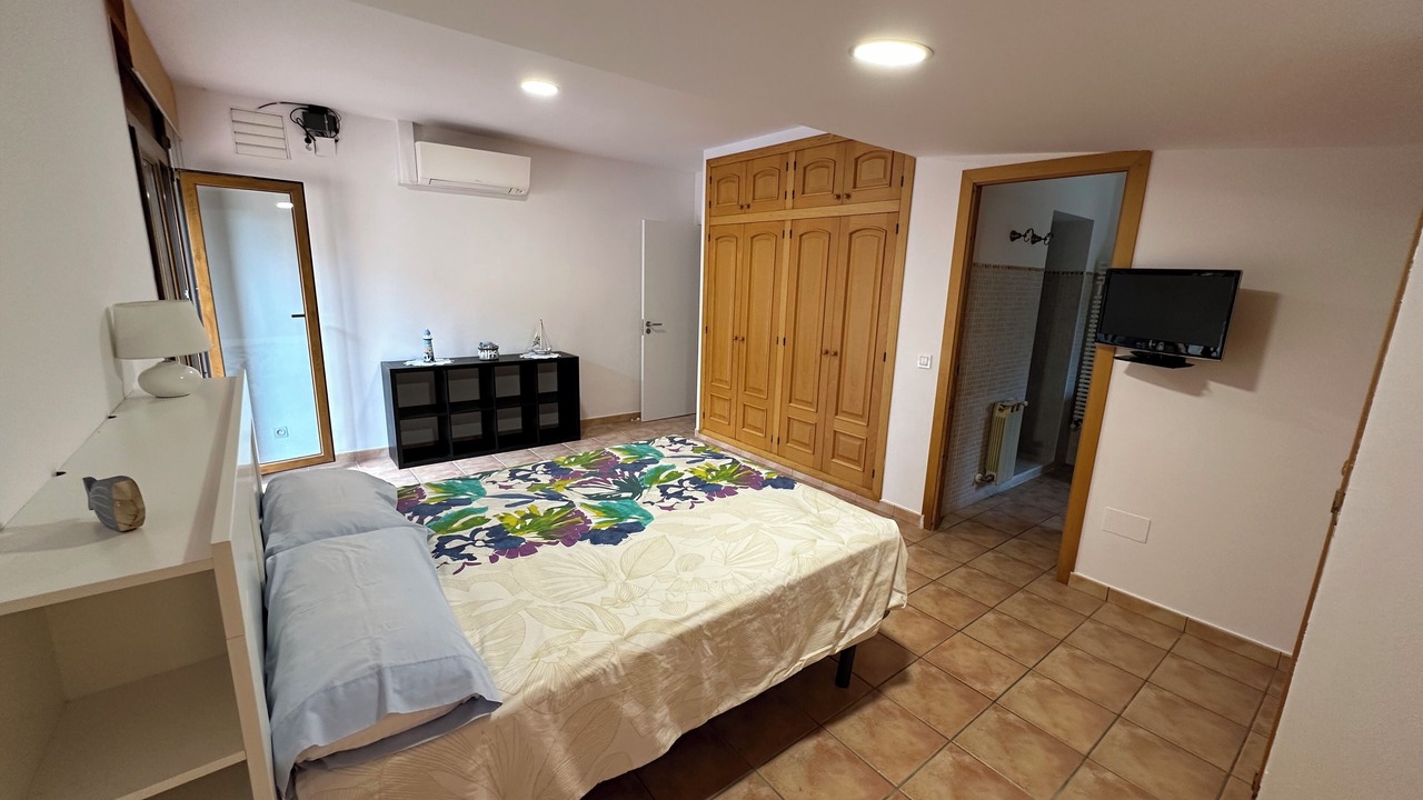 Photo of Bedroom in Pals