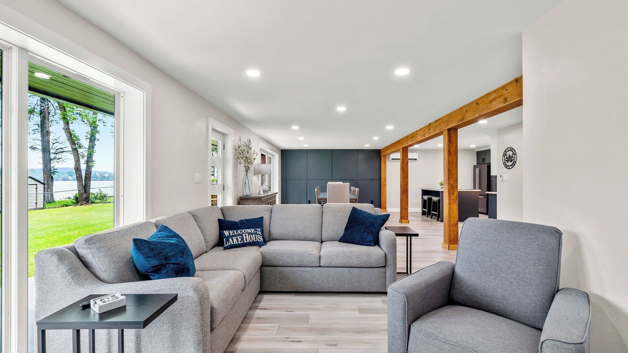 Photo of Livingroom in Lone Star