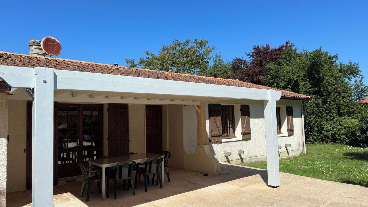 Photo of Outdoor in Jau-Dignac-et-Loirac