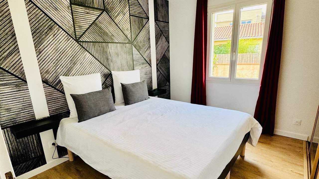 Photo of Bedroom in Toulouse North