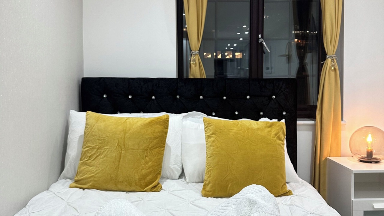 Photo of Bedroom in Tower Hill