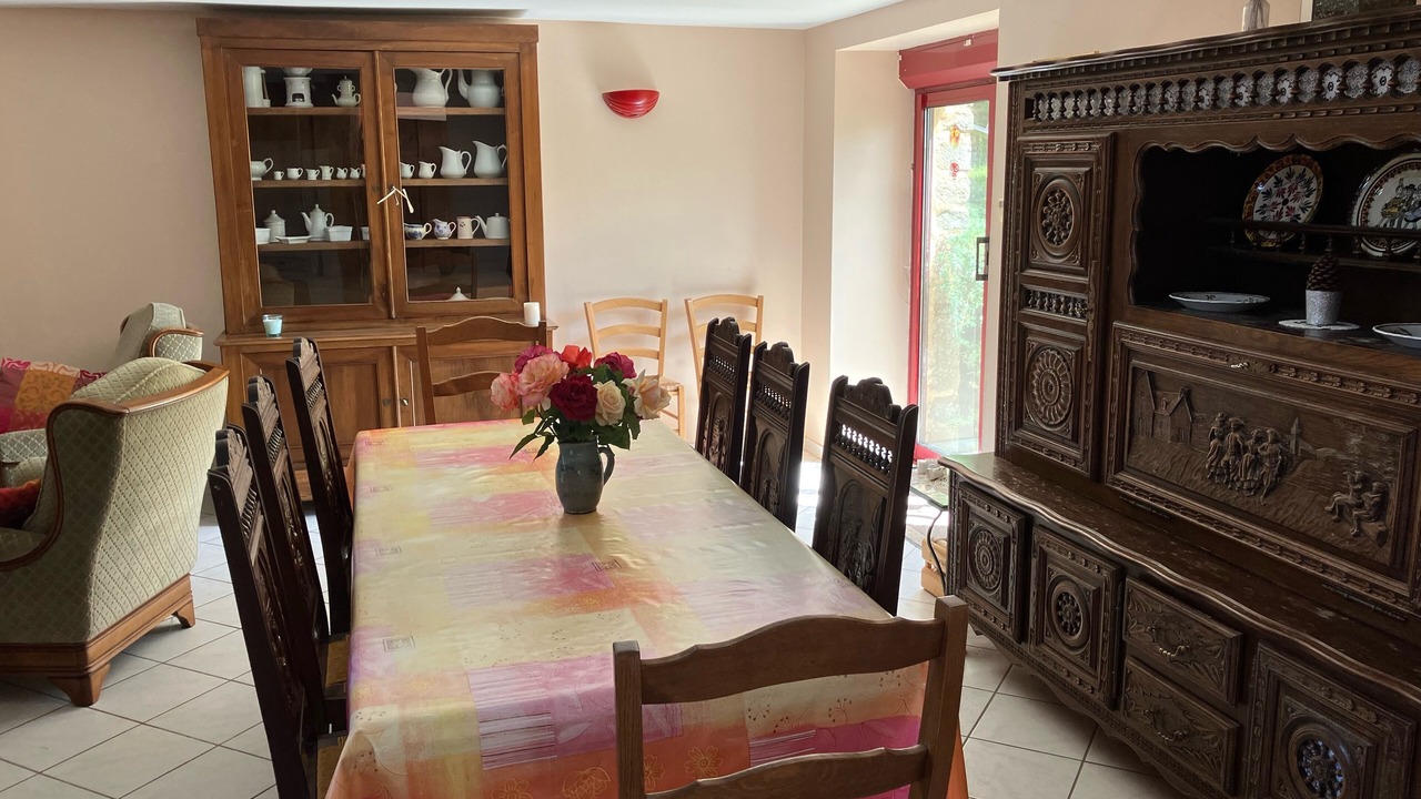 Photo of Others in Guer