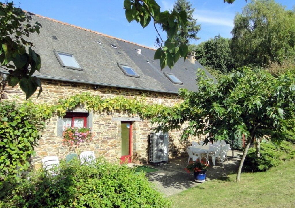 Photo of Outdoor in Guer