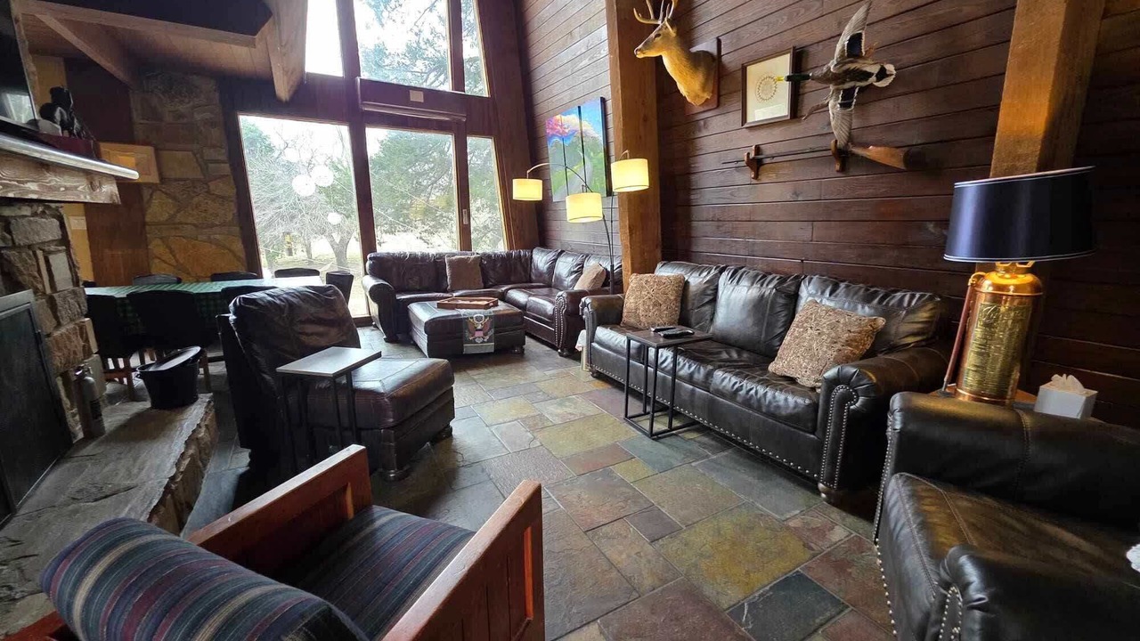 Photo of Livingroom in Lawton