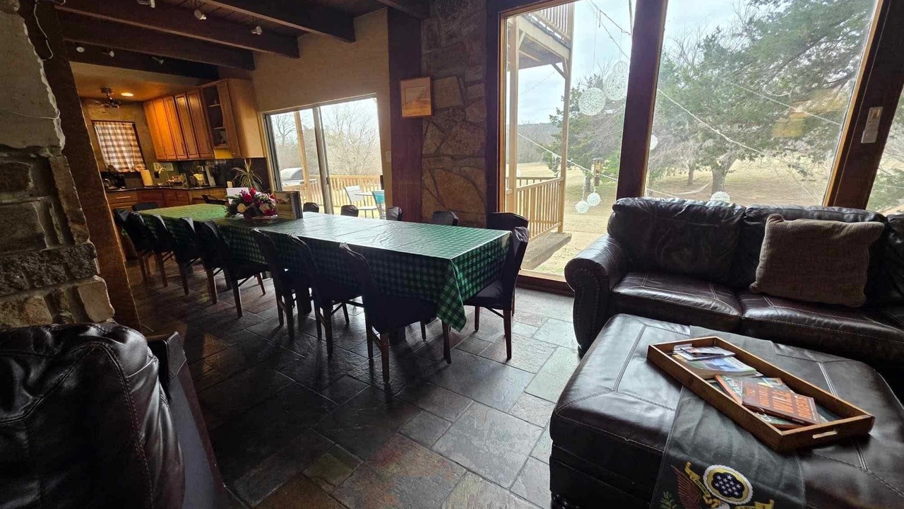 Photo of Livingroom in Lawton