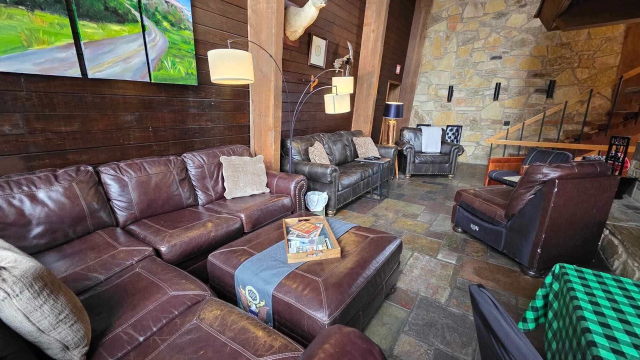 Photo of Livingroom in Lawton