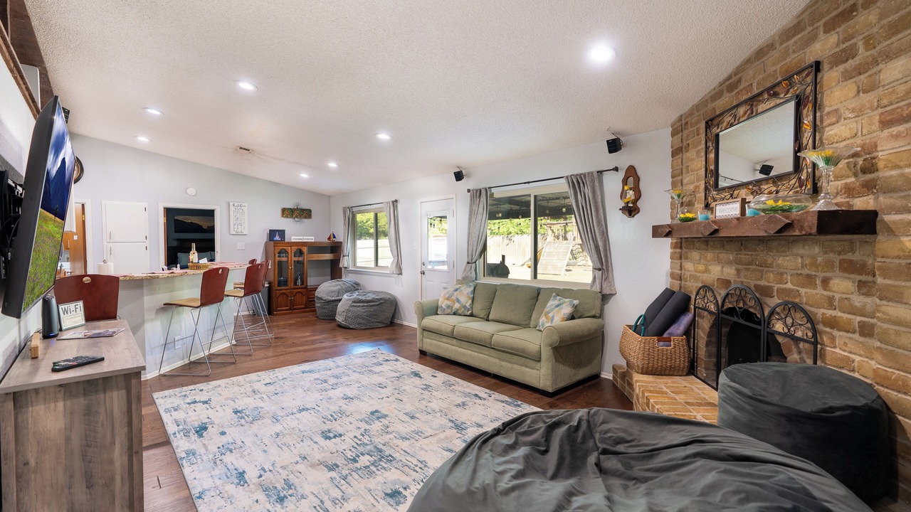 Photo of Livingroom in Schertz