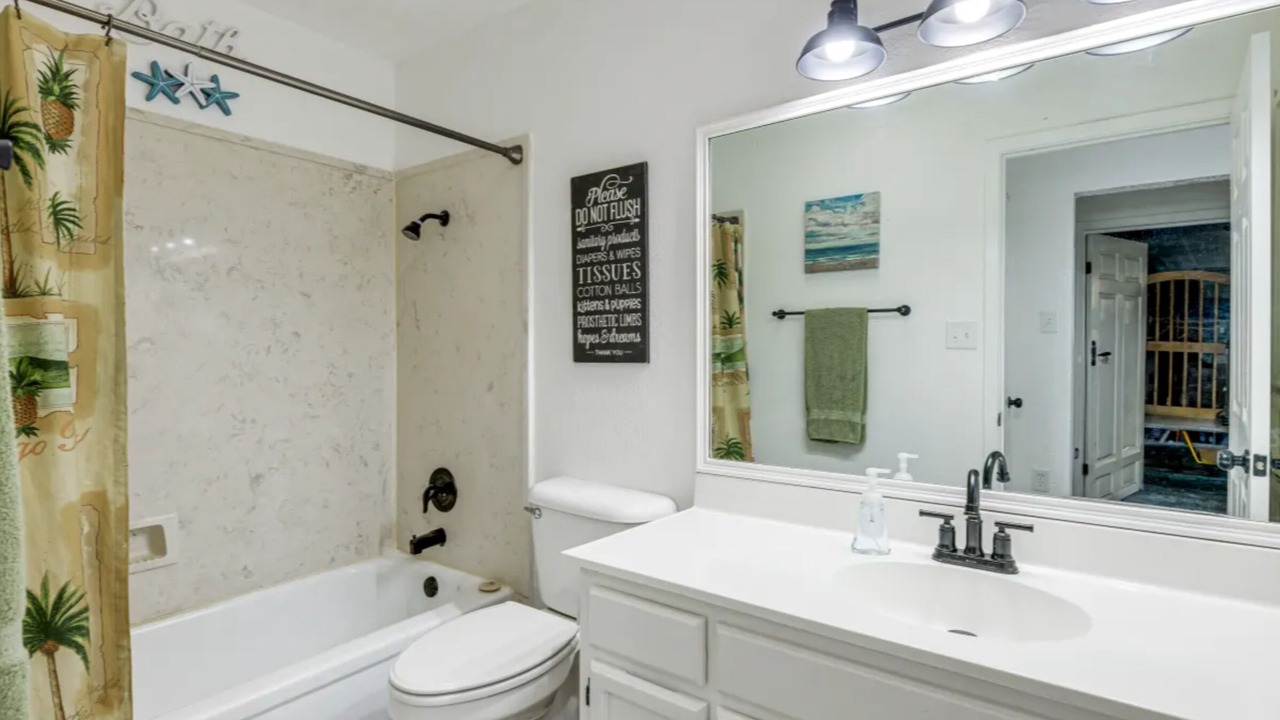 Photo of Bathroom in Flour Bluff