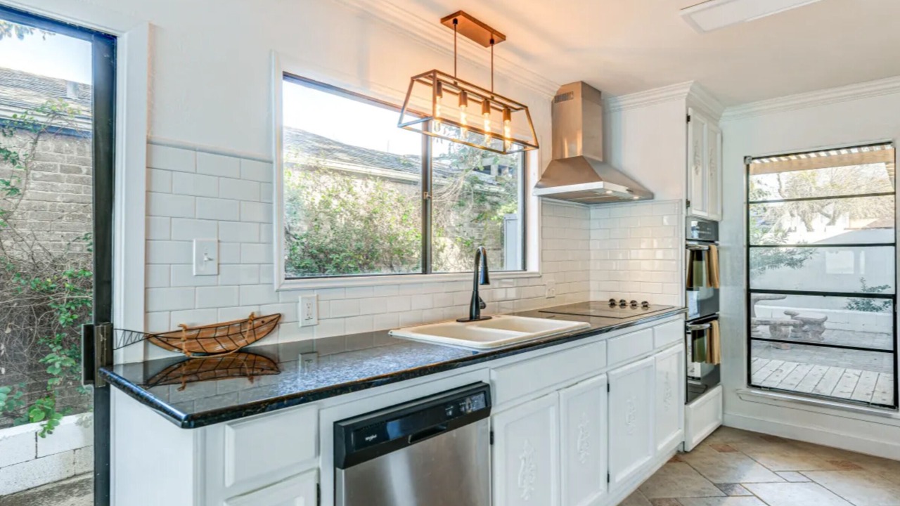 Photo of Kitchen in Flour Bluff