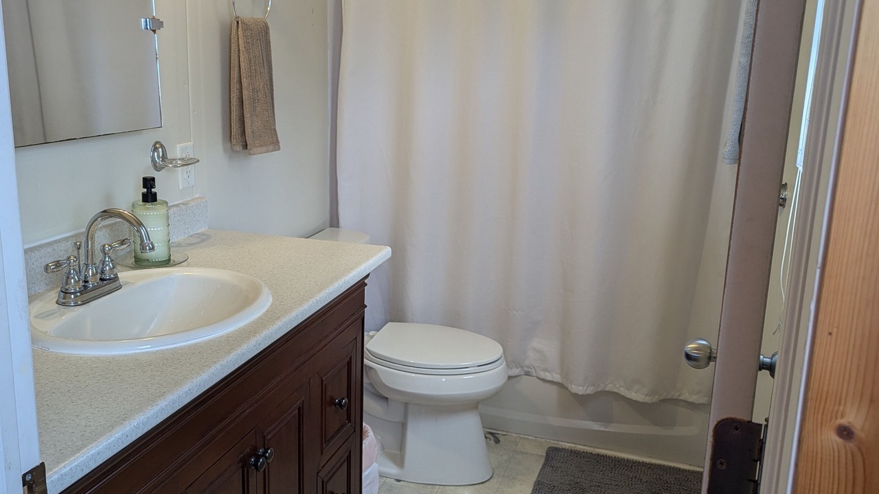 Photo of Bathroom in Port Howe