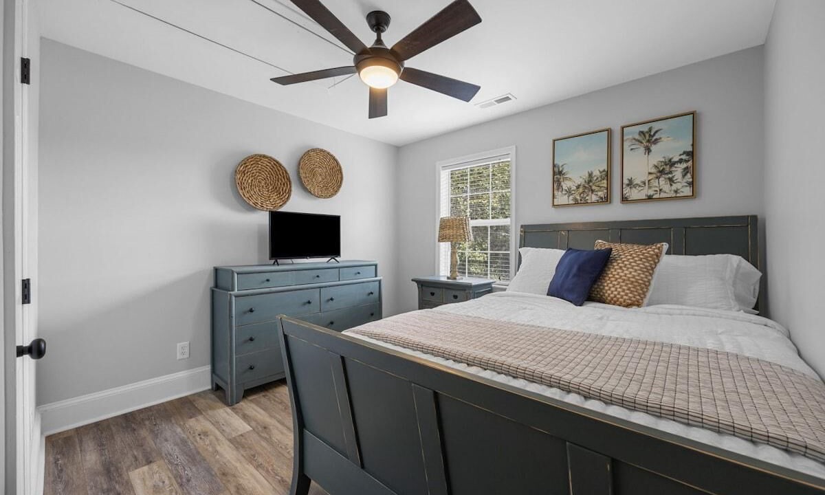 Photo of Bedroom in Little River