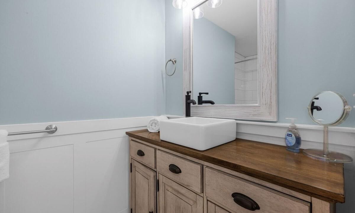 Photo of Bathroom in Little River