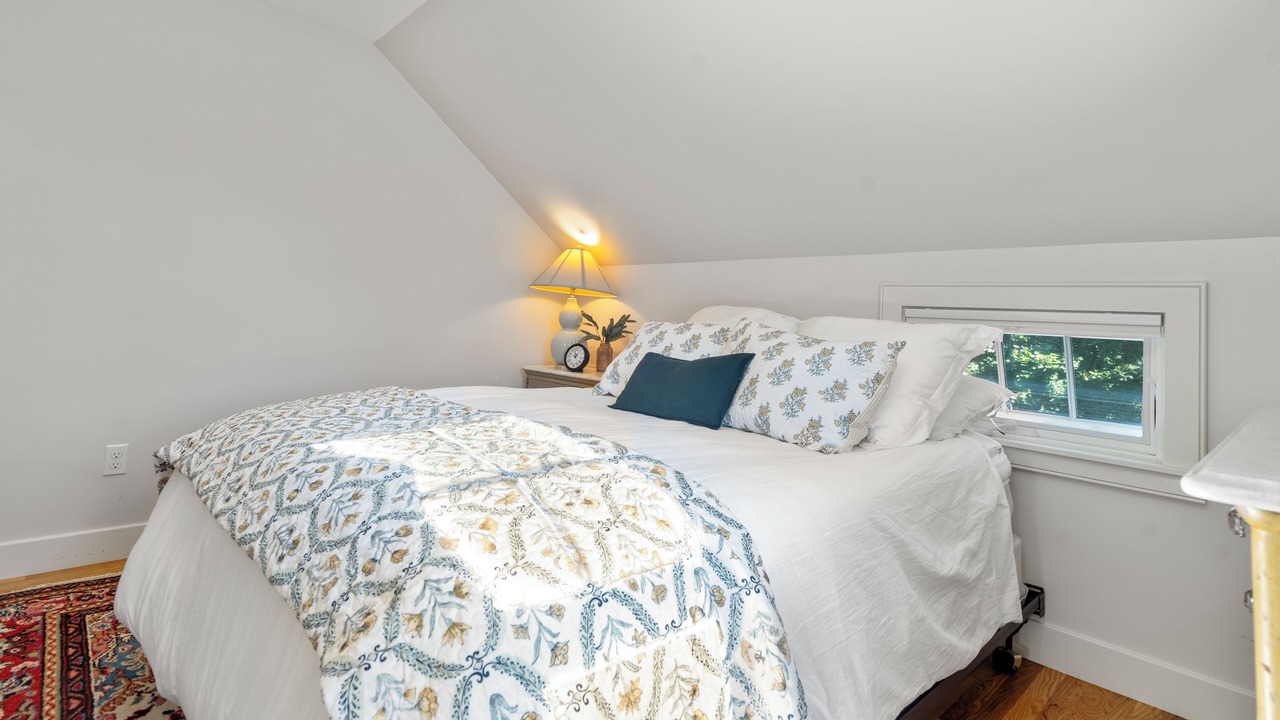 Photo of Bedroom in Rockport