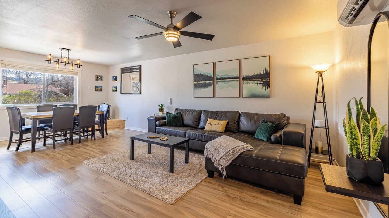 Photo of Livingroom in Casper