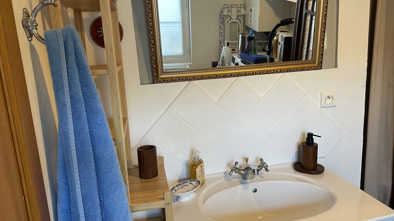 Photo of Bathroom in Villers-Cotterets