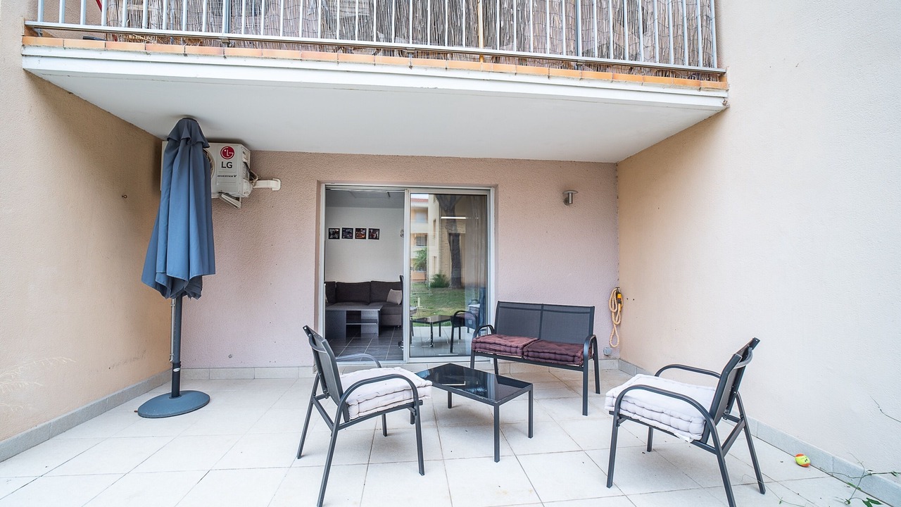 Photo of Patio Balcony in Les Hauts de Canet
