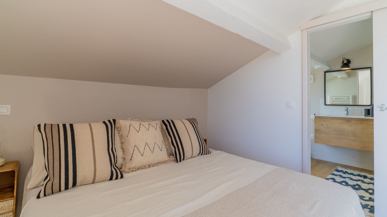 Photo of Bedroom in Montolivet