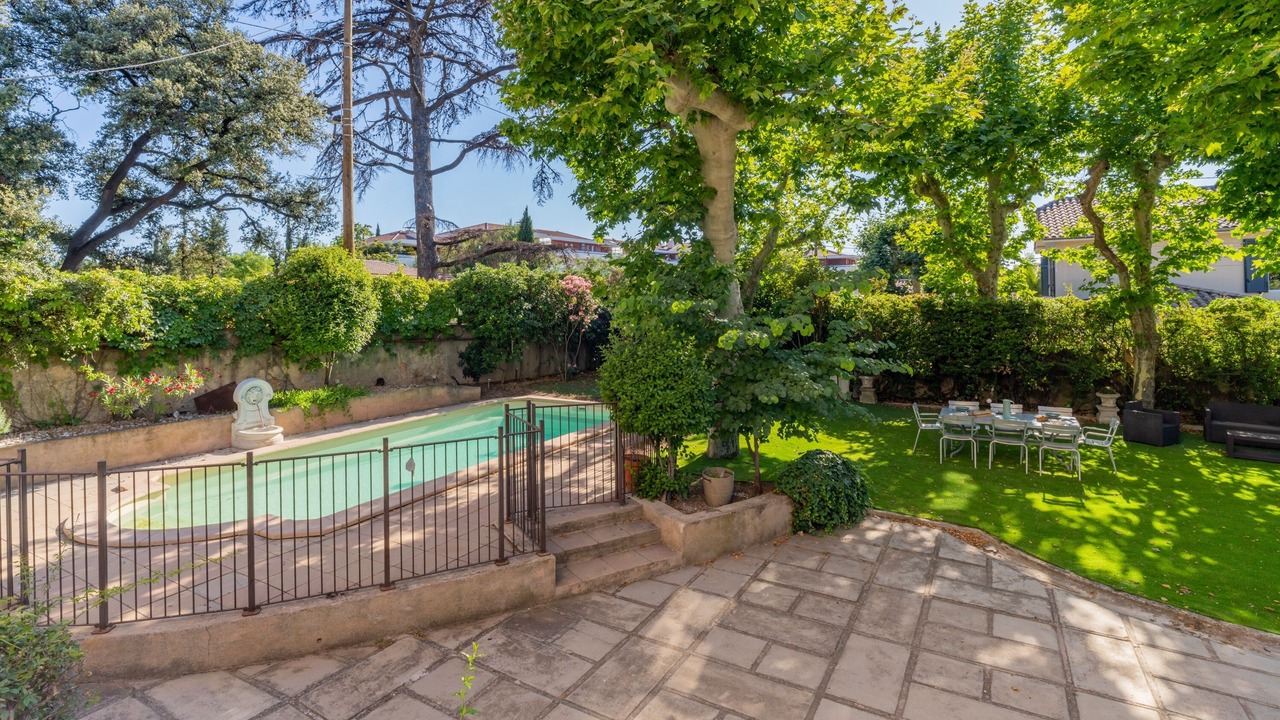 Photo of Outdoor in Montolivet