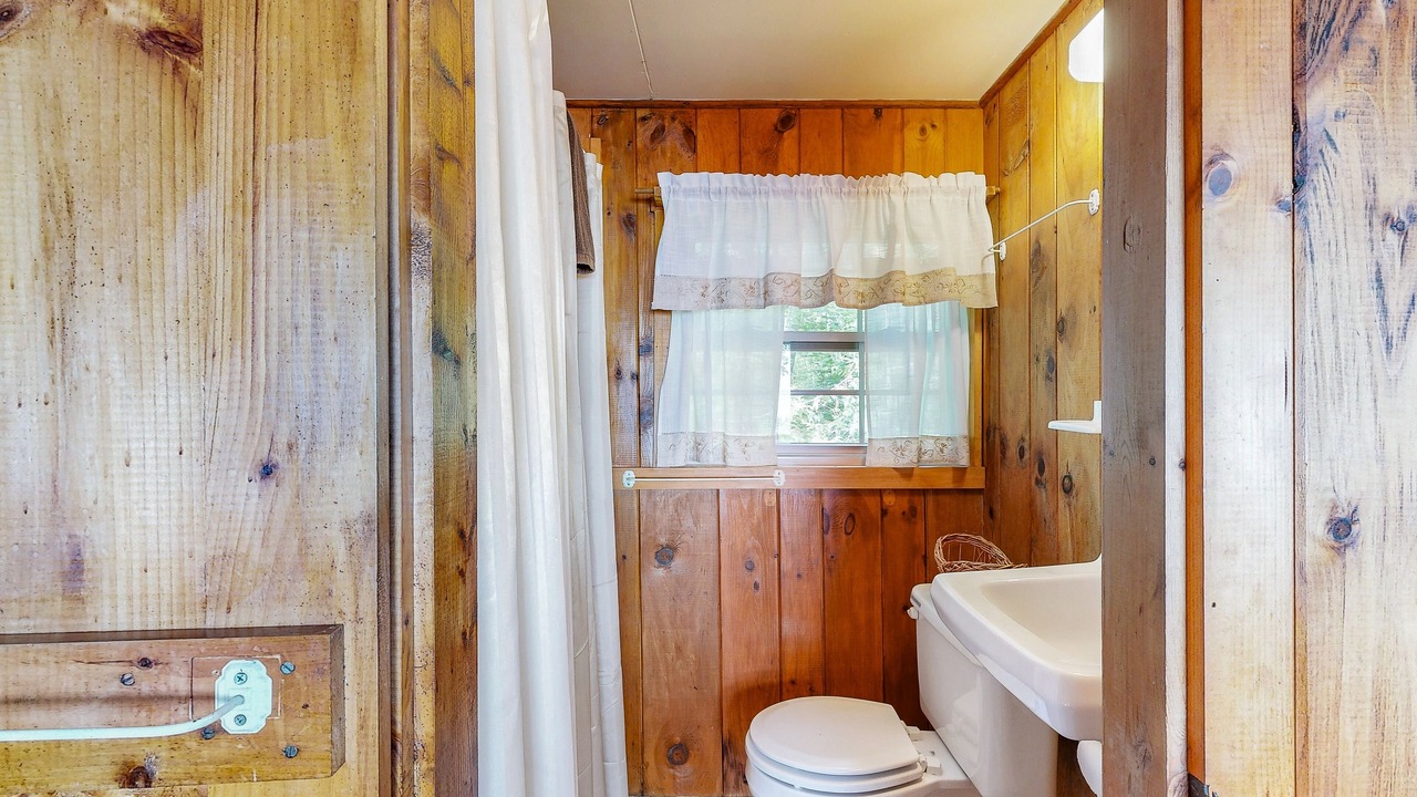 Photo of Bathroom in Northport