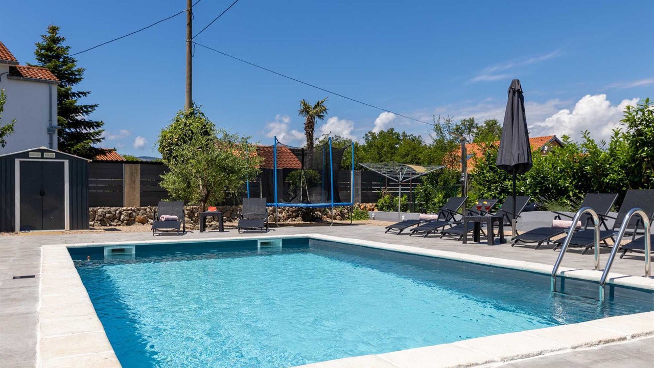 Photo of Outdoor in Brzac