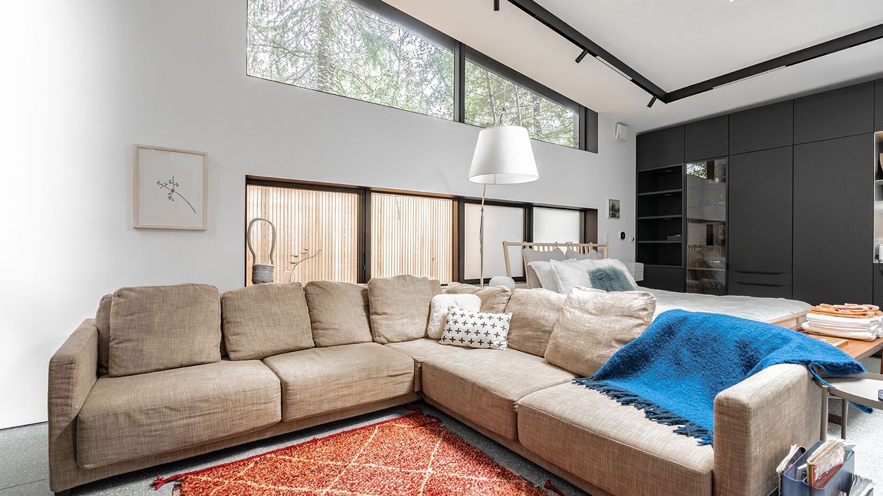 Photo of Livingroom in West Bellevue