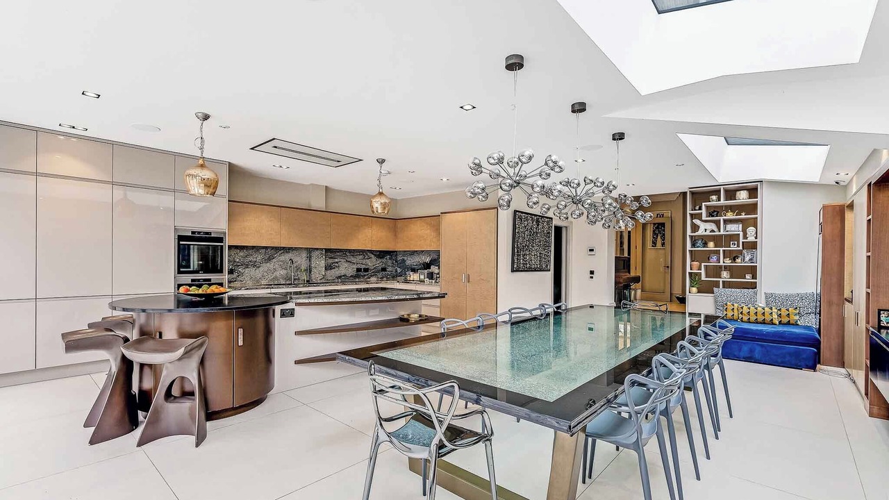 Photo of Others in Westbourne Green